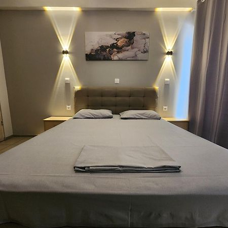 העיירה רתימנו Central Luxury Apartment מראה חיצוני תמונה